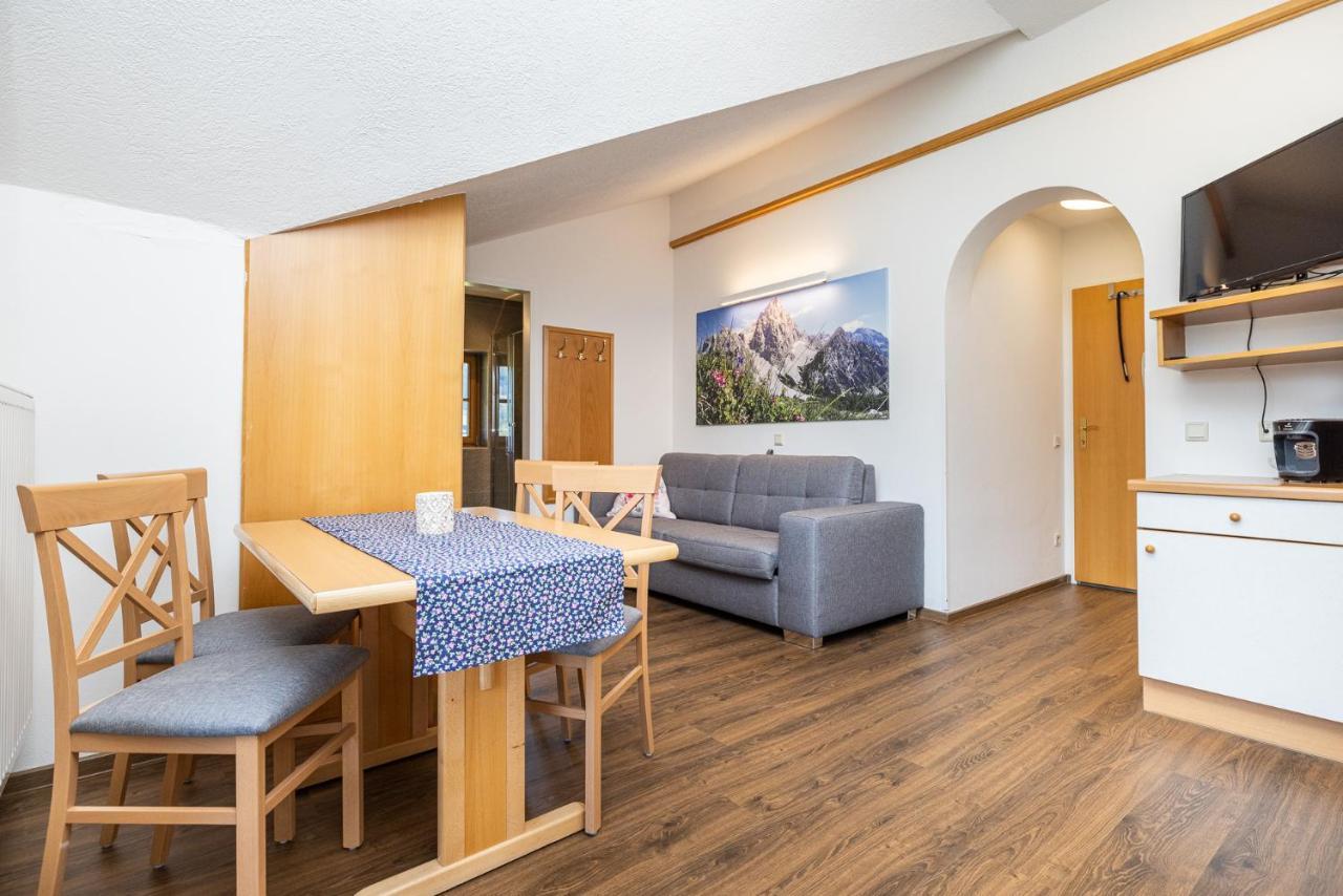 Michis Aparthotel Флахау Екстериор снимка