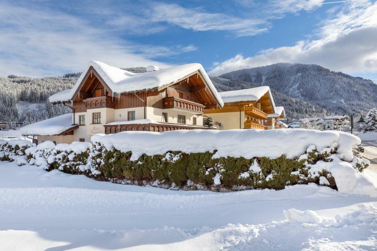 Michis Aparthotel Флахау Екстериор снимка